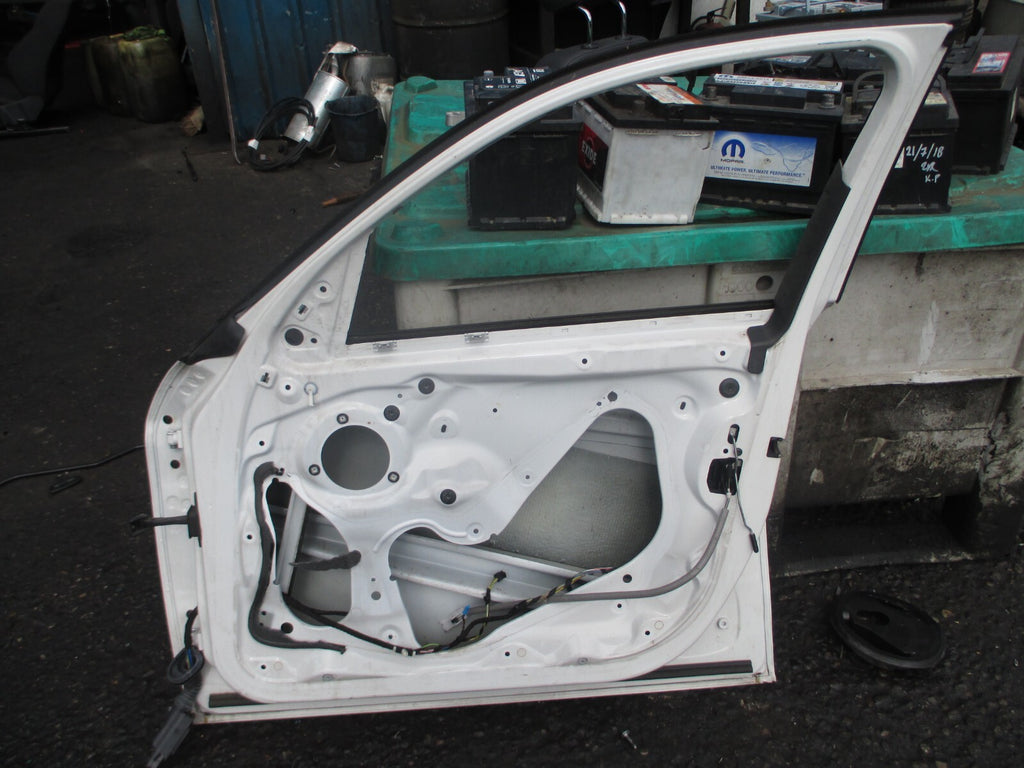 BMW 1 SERIES F20 LCI 2015 DRIVER SIDE FRONT BARE DOOR WHITE 300