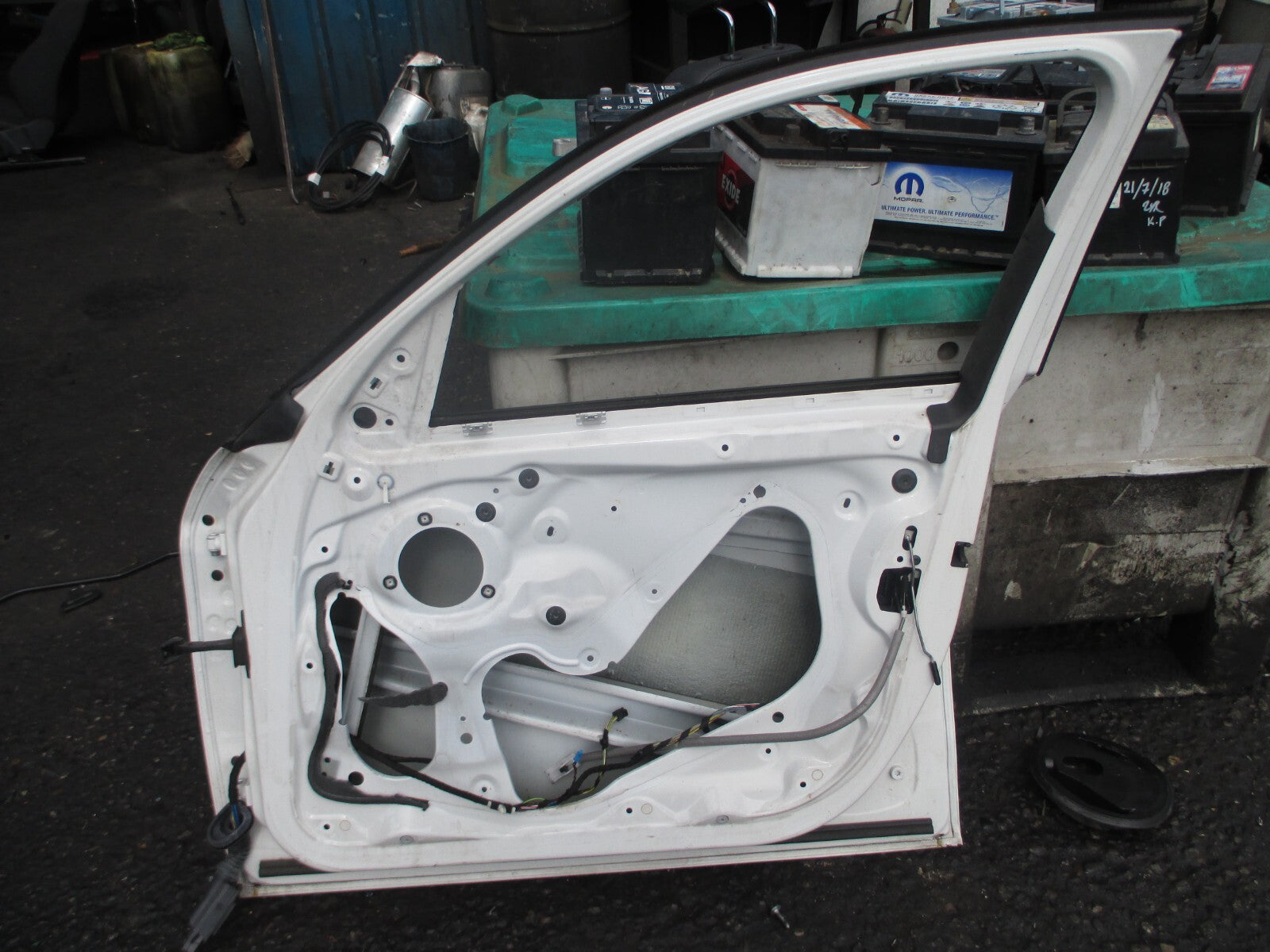 BMW 1 SERIES F20 LCI 2015 DRIVER SIDE FRONT BARE DOOR WHITE 300