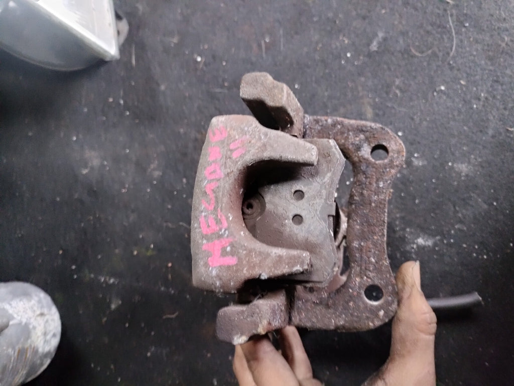 RENAULT MEGANE MK3 2011 OSR DRIVER SIDE REAR BRAKE CALIPER