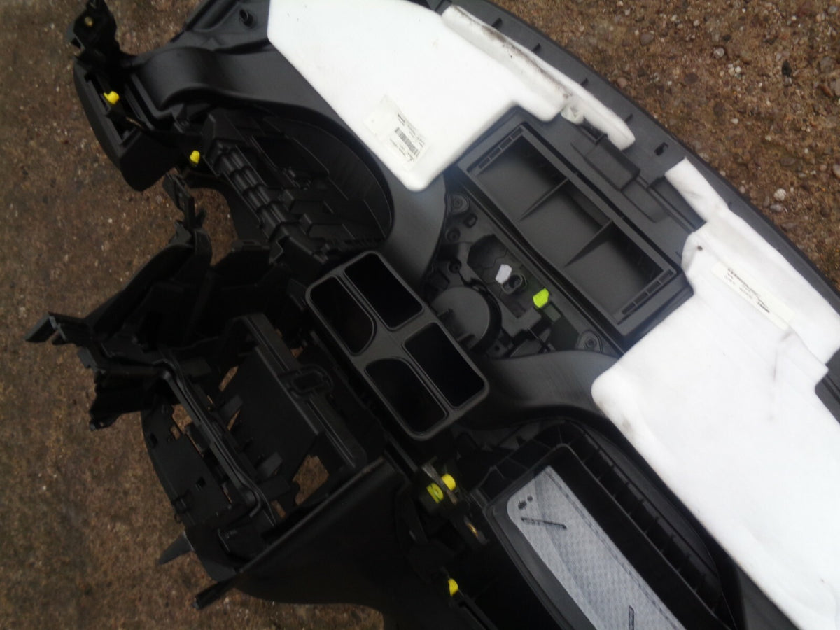 VAUXHALL CORSA E MK4 2016 DASHBOARD + NS PASSENGER SIDE AIRBAG