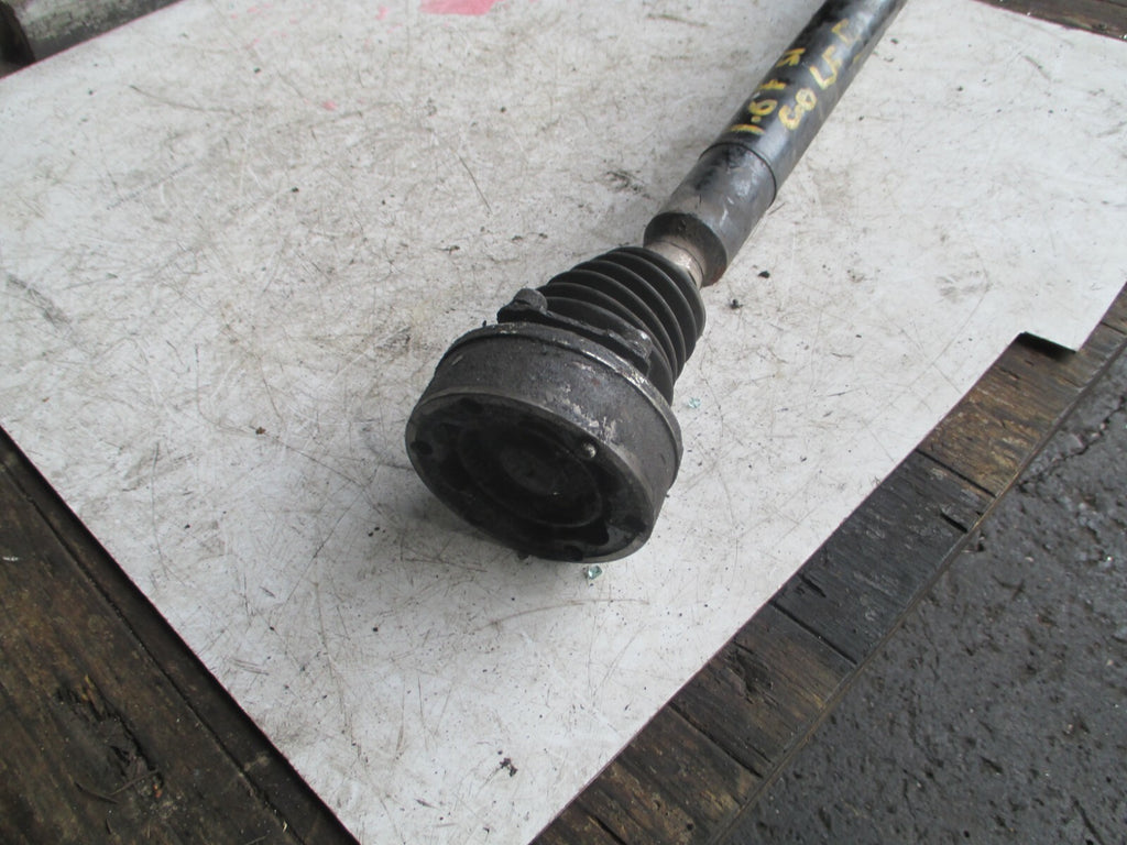 VOLKSWAGEN GOLF MK5 FSI 1.6L NSF FRONT PASSENGER SIDE DRIVESHAFT