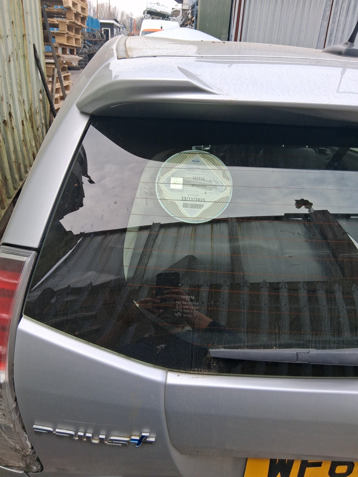 2018 TOYOTA PRIUS V PLUS XW40 COMPLETE REAR TAILGATE BOOTLID SILVER
