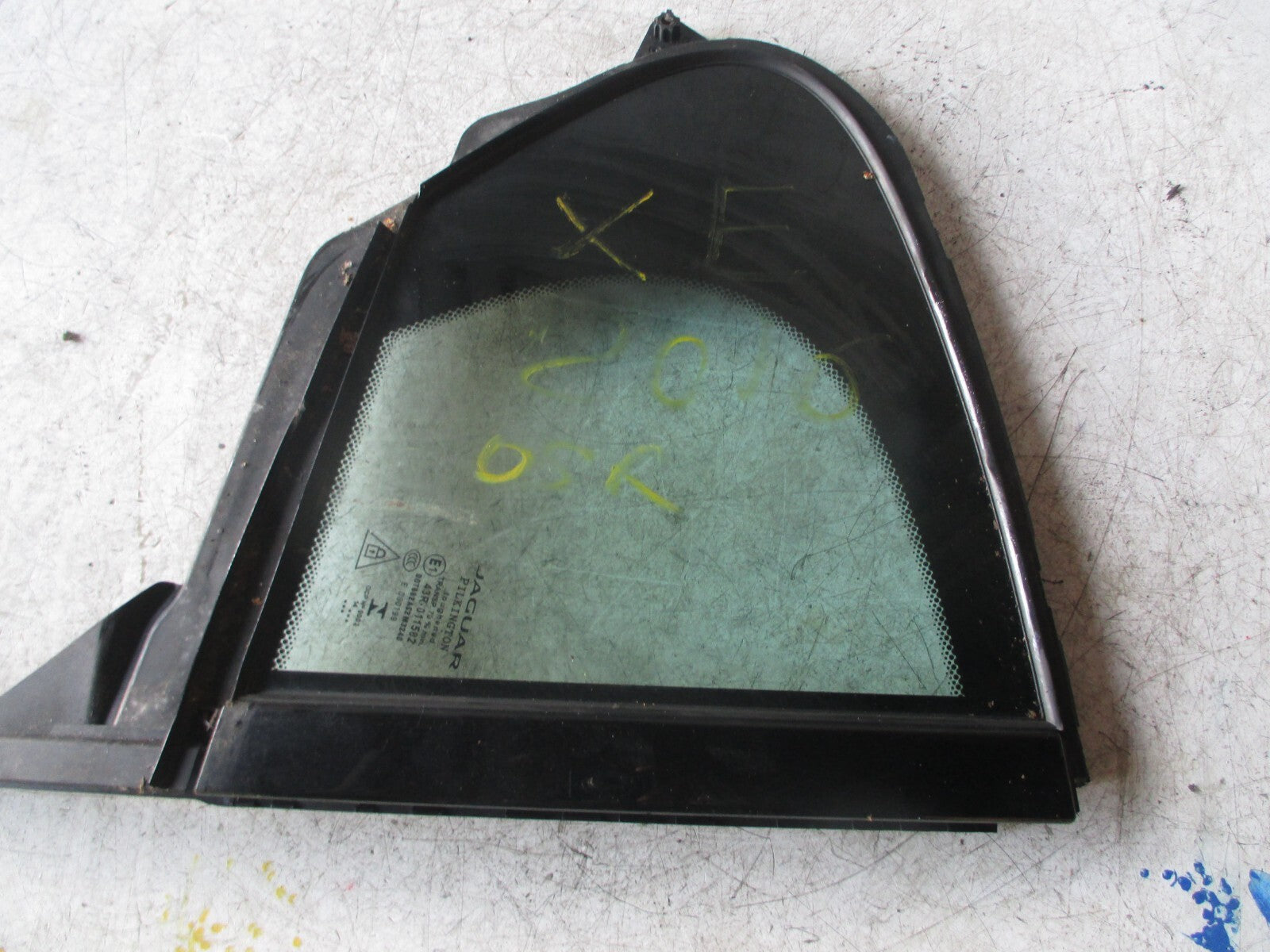 JAGUAR XE 2015 5 DOOR OSR DRIVER SIDE REAR QUARTER WINDOW GLASS