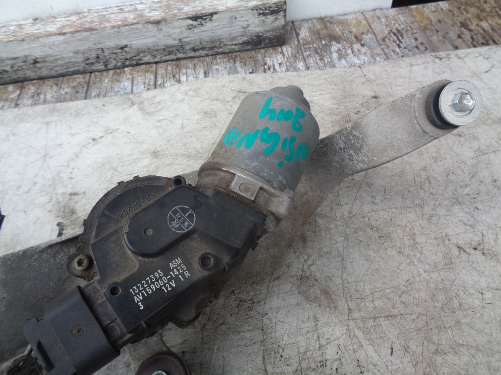 VAUXHALL INSIGNIA 2014 FRONT WIPER MOTOR WITH LINKAGE 13227393