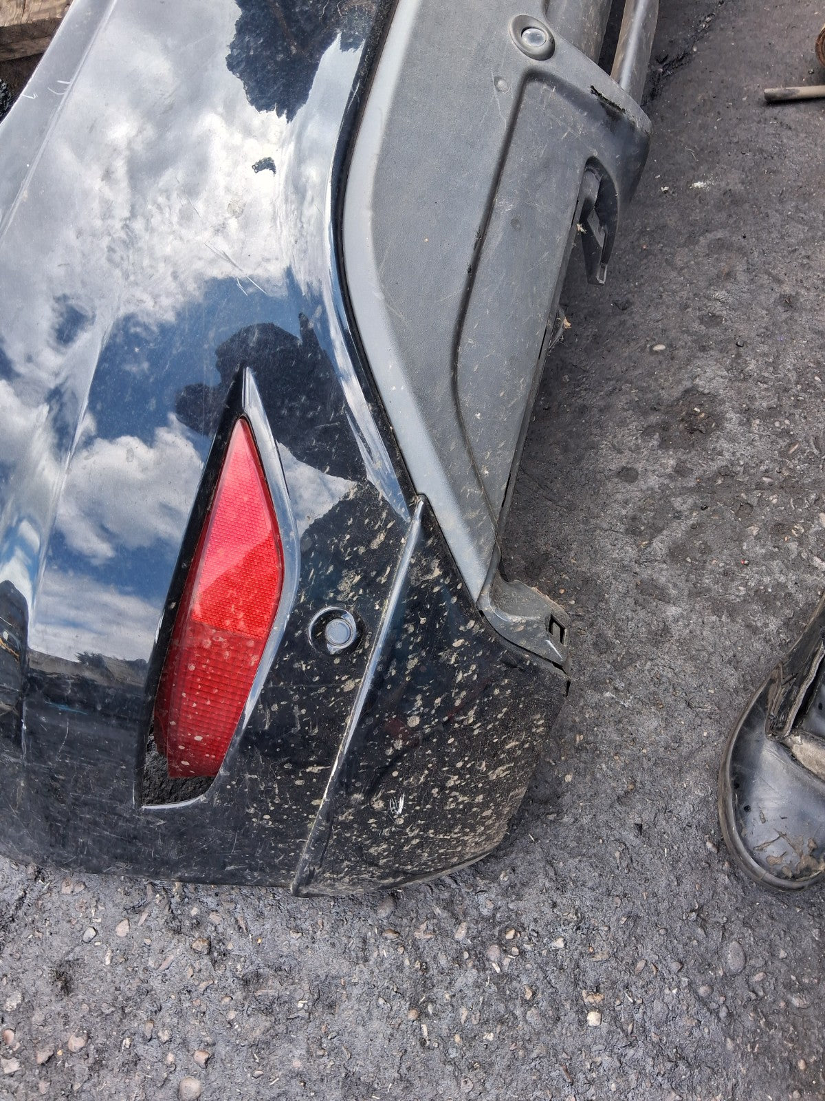 2014 FORD FIESTA MK7 COMPLETE REAR BUMPER WITH PDC SENSORS BLACK