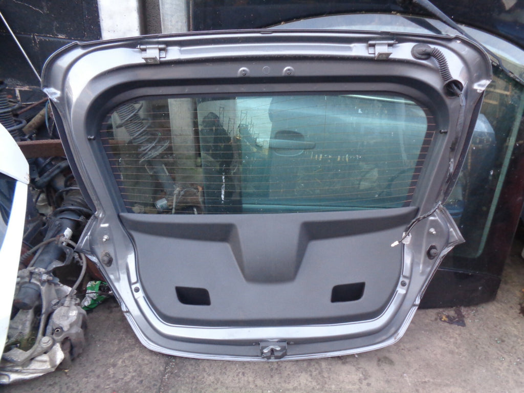 VAUXHALL CORSA E 2016 3 DOOR REAR TAILGATE BOOTLID COMPLETE WITH LIGHTS GREY