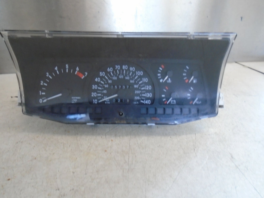 VAUXHALL FRONTERA MK1 1995 SPEEDOMETER INSTRUMENT CLUSTER 88481604
