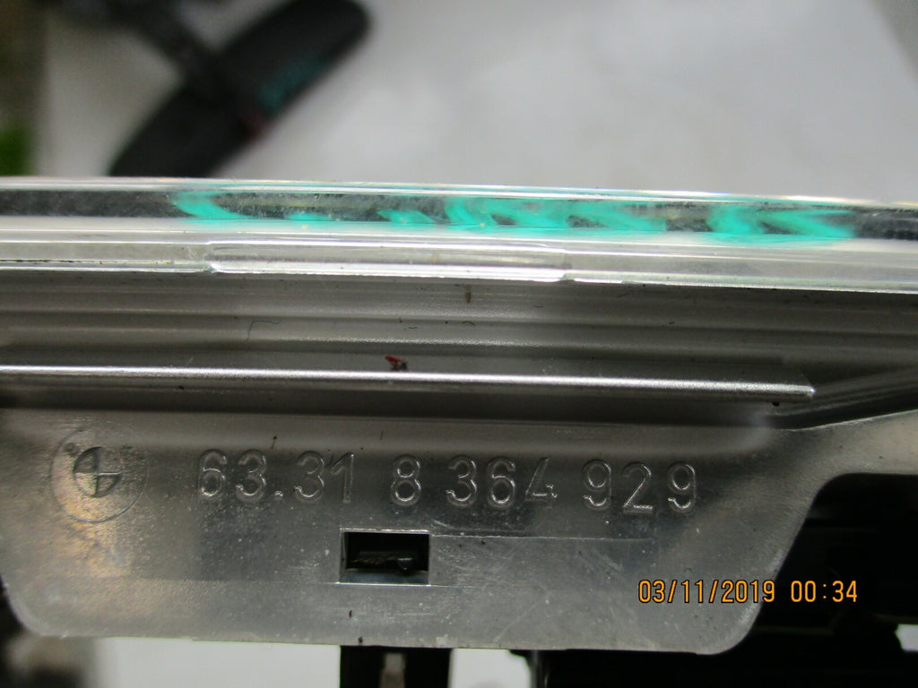 BMW 3 SERIES E46 INTERIOR ROOF CEILING MAP READING LIGHT 8364929