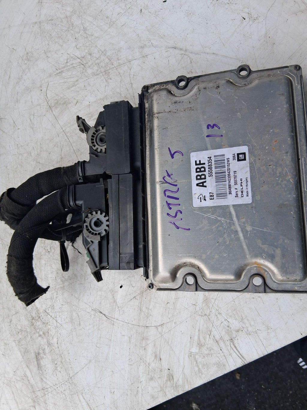 2013 VAUXHALL ASTRA J 1.7 DIESEL ECU ENGINE CONTROL UNIT 55588354