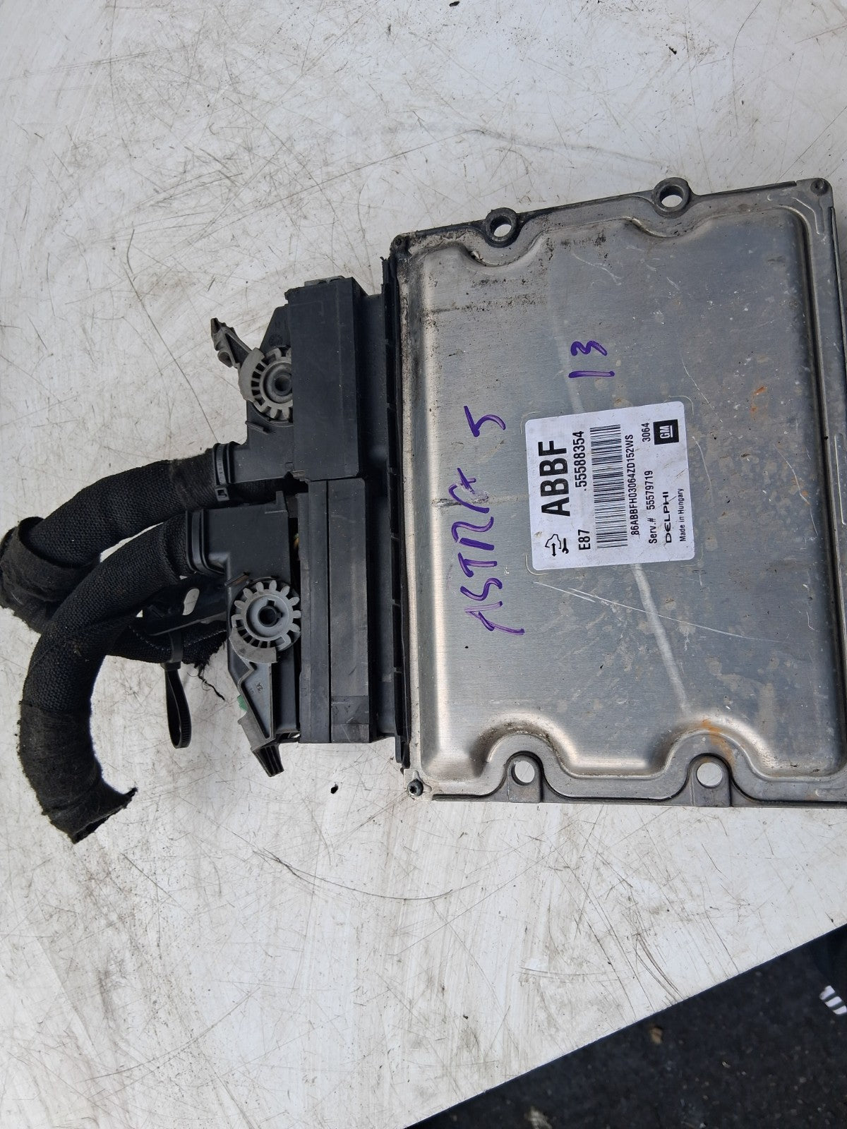 2013 VAUXHALL ASTRA J 1.7 DIESEL ECU ENGINE CONTROL UNIT 55588354