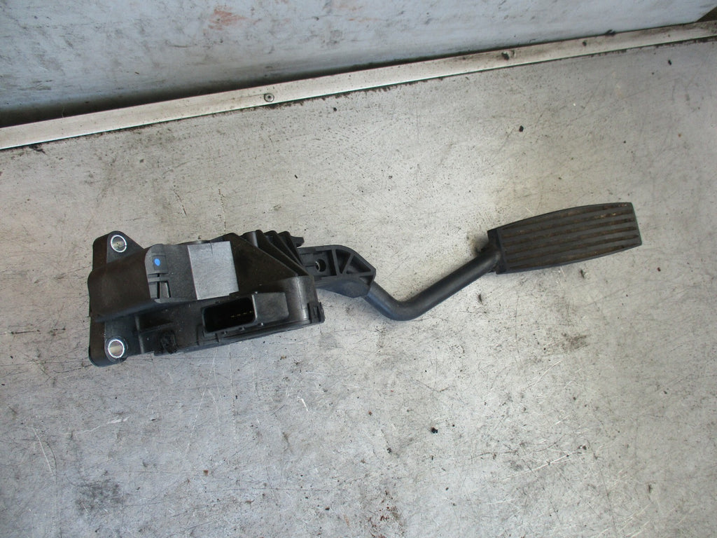 VAUXHALL CORSA D ELECTRIC ACCELERATOR THROTTLE PEDAL 55702021