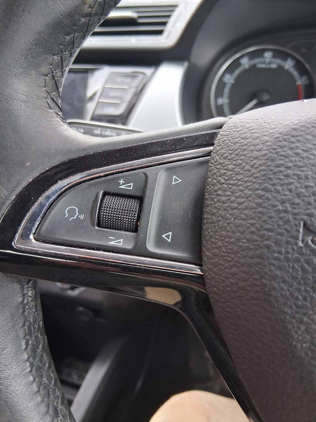 2019 SKODA FABIA MK3 NJ MULTIFUNCTIONAL STEERING WHEEL WITHOUT AIRBAG BLACK