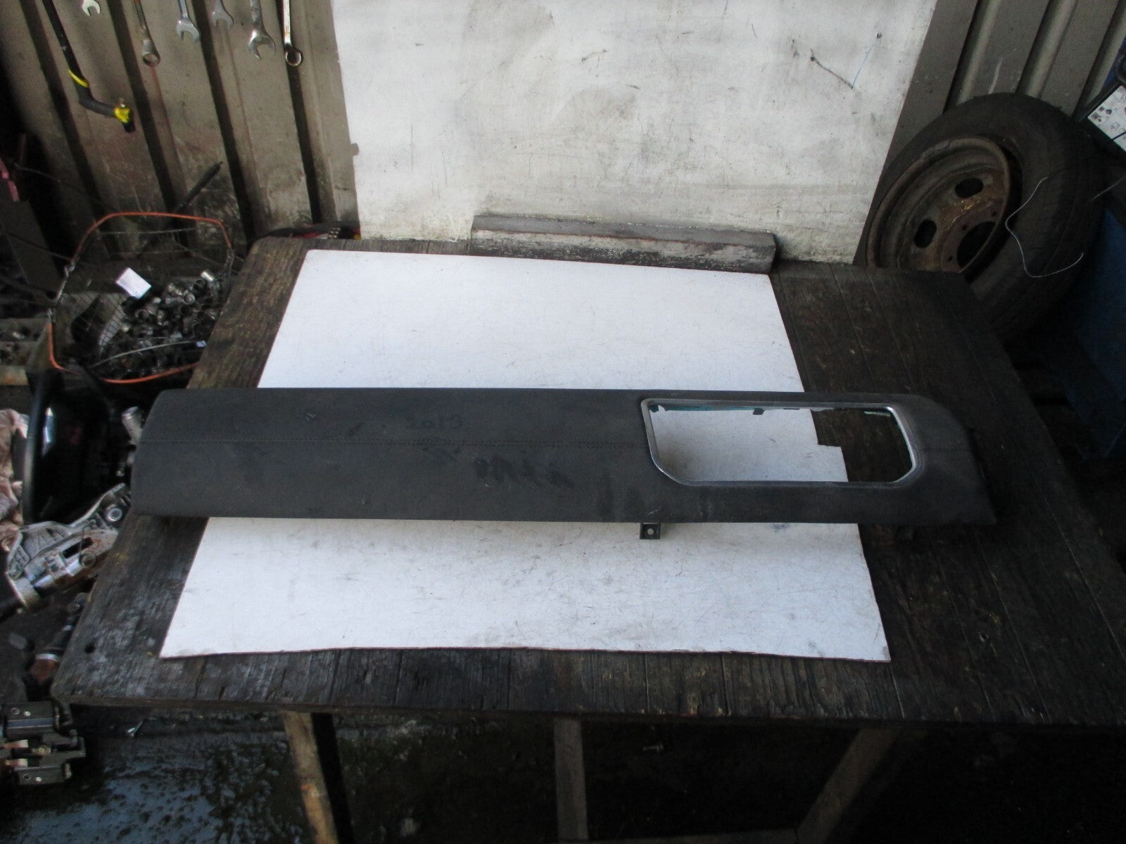 LAND RANGE ROVER EVOQUE 2013 SCREEN SURROUND TRIM PANEL 12D-1153-RGX 12D1155RG9