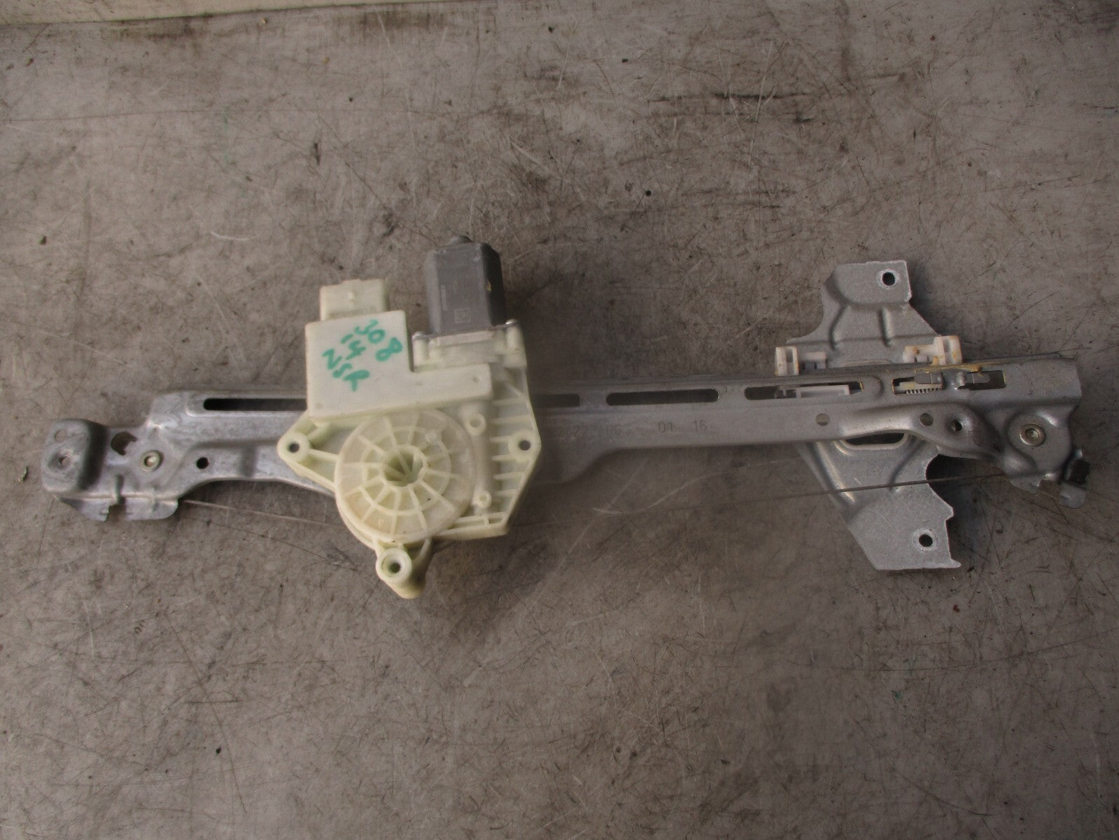 2014 PEUGEOT 308 NSR PASSENGER SIDE REAR LEFT WINDOW MOTOR REGULATOR 9678190080