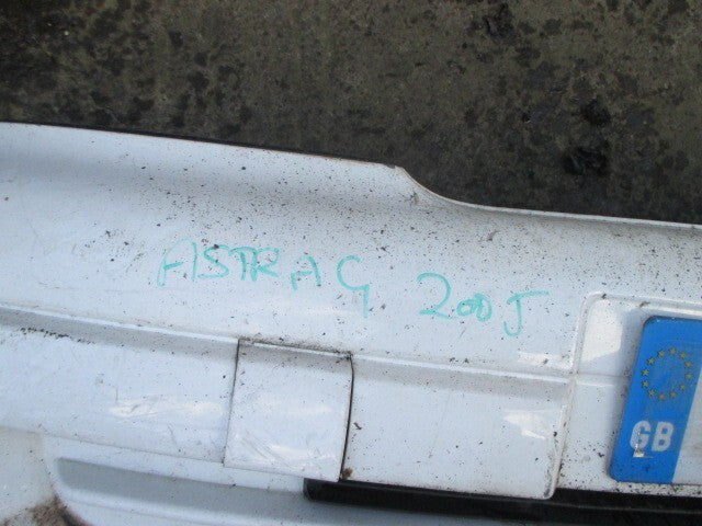 VAUXHALL ASTRA G 2005 VAN ESTATE COMPLETE FRONT BUMPER WHITE