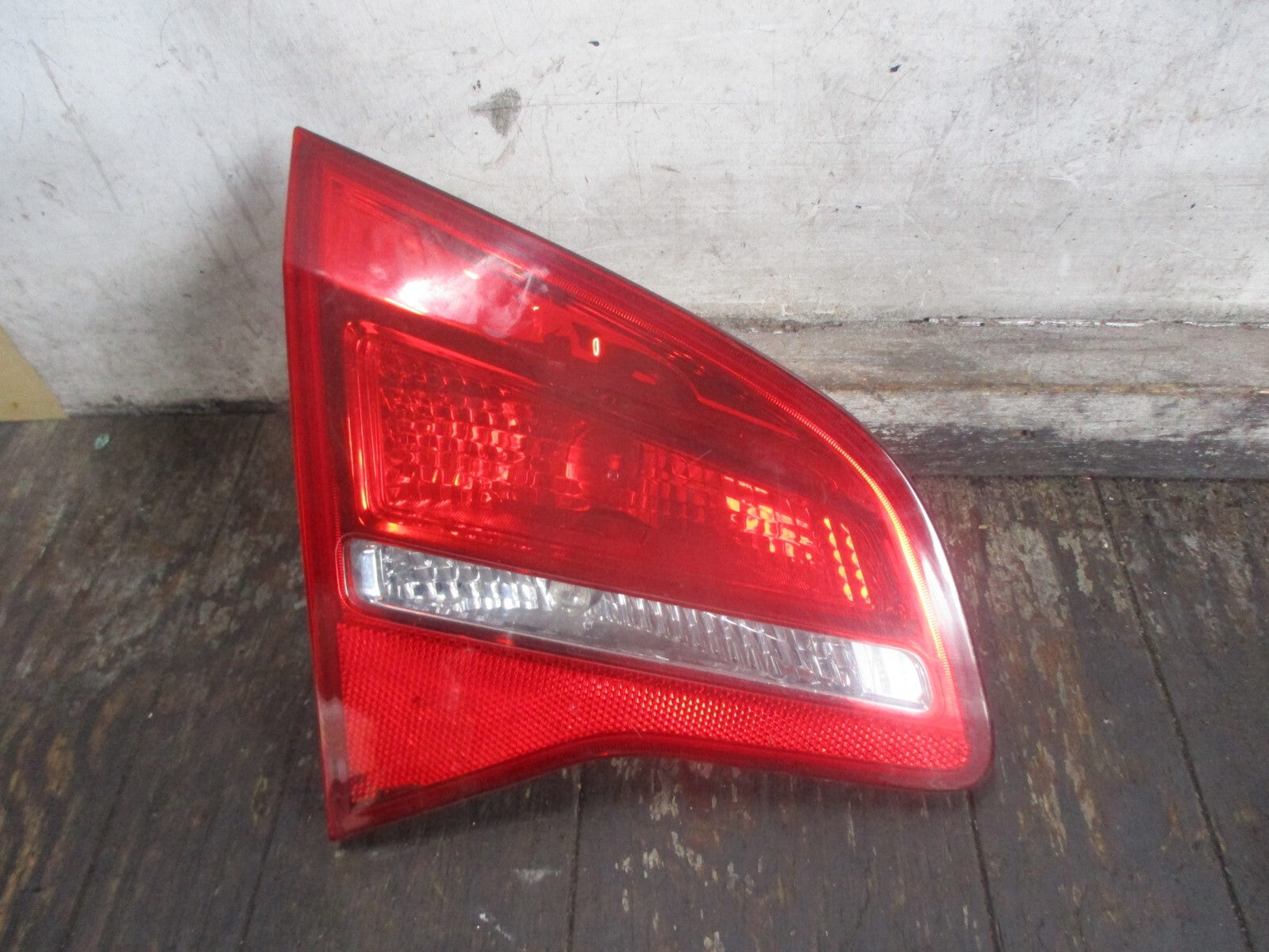 VAUXHALL MERIVA B 2011 NSR PASSENGER SIDE REAR INNER TAIL LIGHT