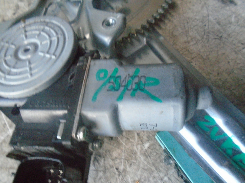 NISSAN JUKE 2015 MK1 OSR REAR DRIVERE SIDE WINDOW MOTOR REGULATOR