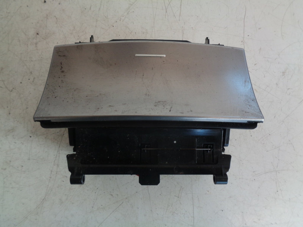 MERCEDES BENZ C CLASS 2005 W203 CENTRE CONSOLE DASHBOARD ASH TRAY A2036805250