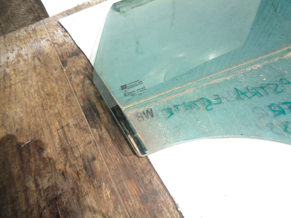 VAUXHALL ASTRA J ESTATE 2013 OSR DRIVER SIDE REAR DOOR WINDOW GLASS