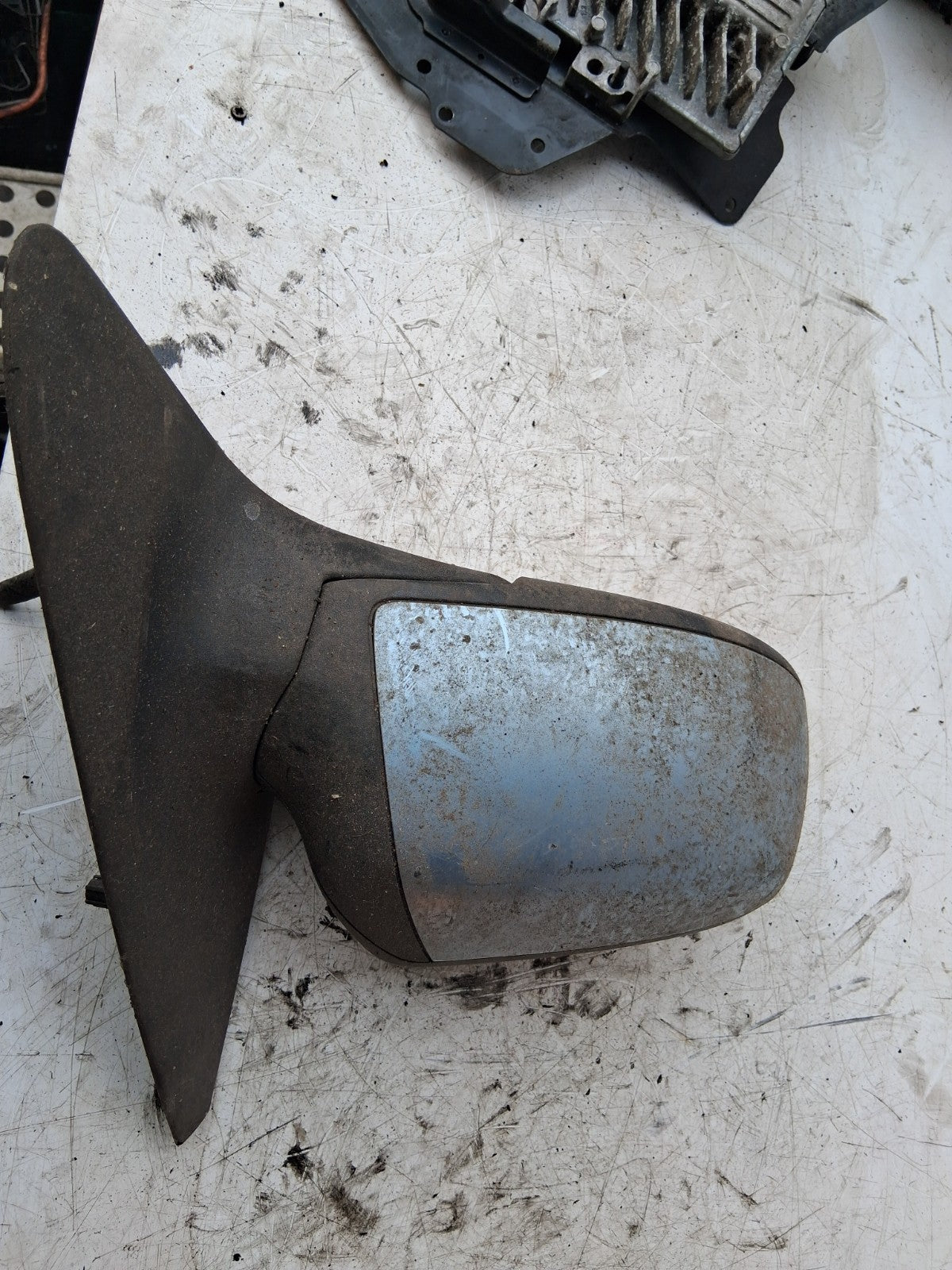 2005 FORD MONDEO MK3 OSF DRIVER SIDE FRONT RIGHT WING MIRROR E9014236