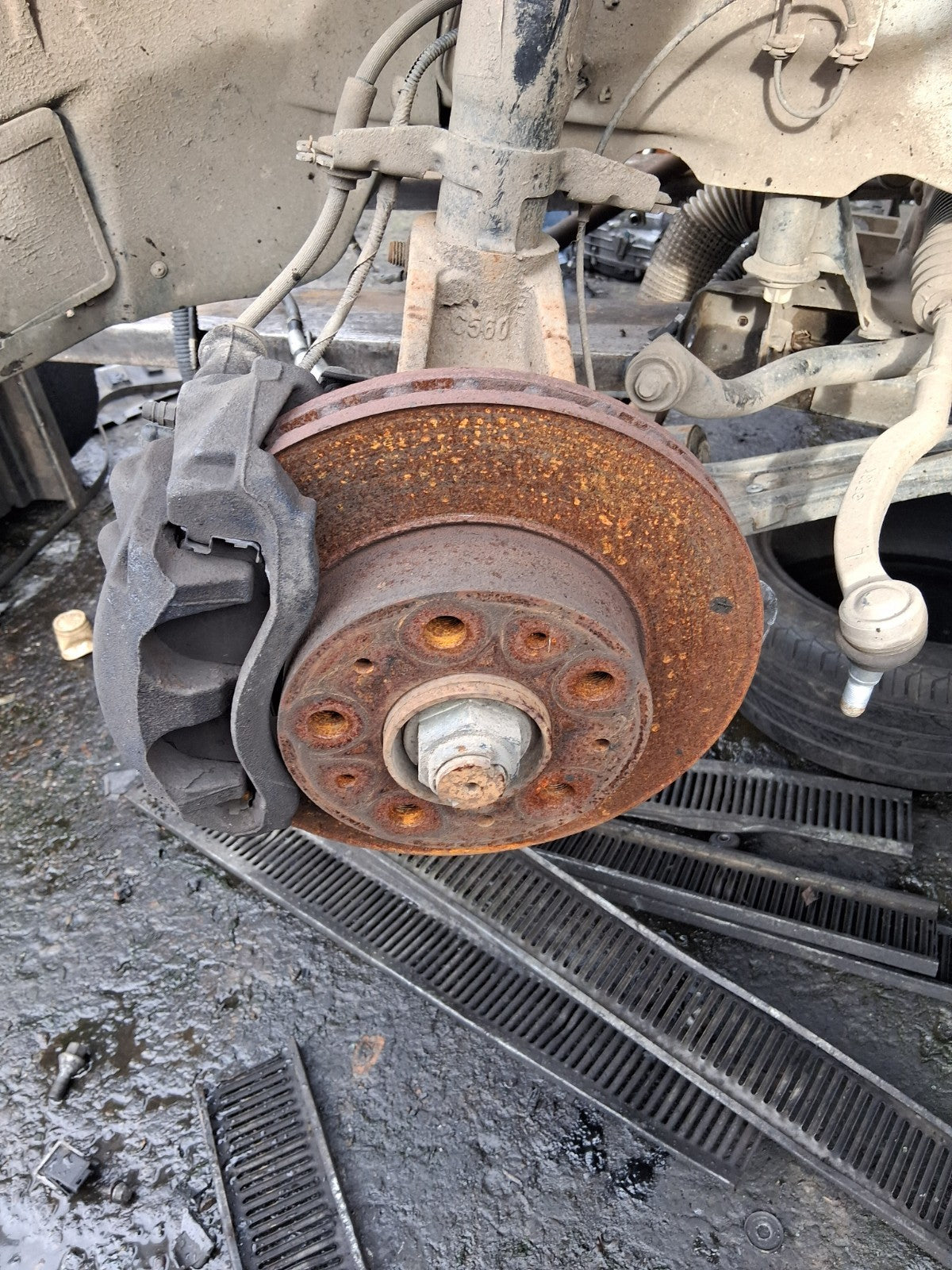 2023 FIAT DUCATO MK3 2.2 DIESEL NSF PASSENGER SIDE FRONT COMPLETE SUSPENSION LEG