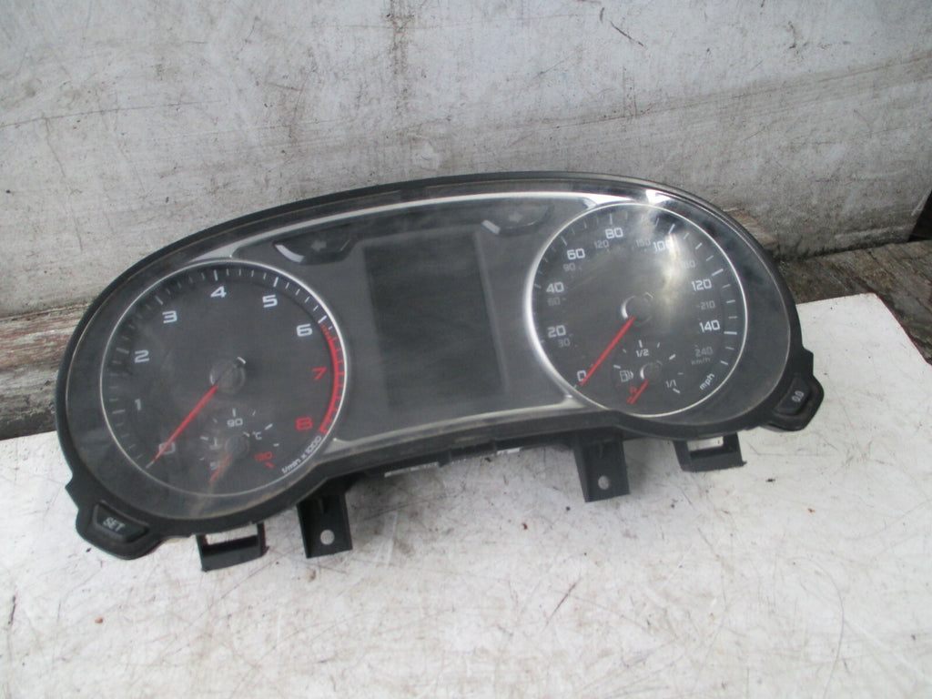 AUDI A1 8X 2015 1.4 PETROL TFSI SPEEDOMETER INSTRUMENT CLUSTER 8X0920980F