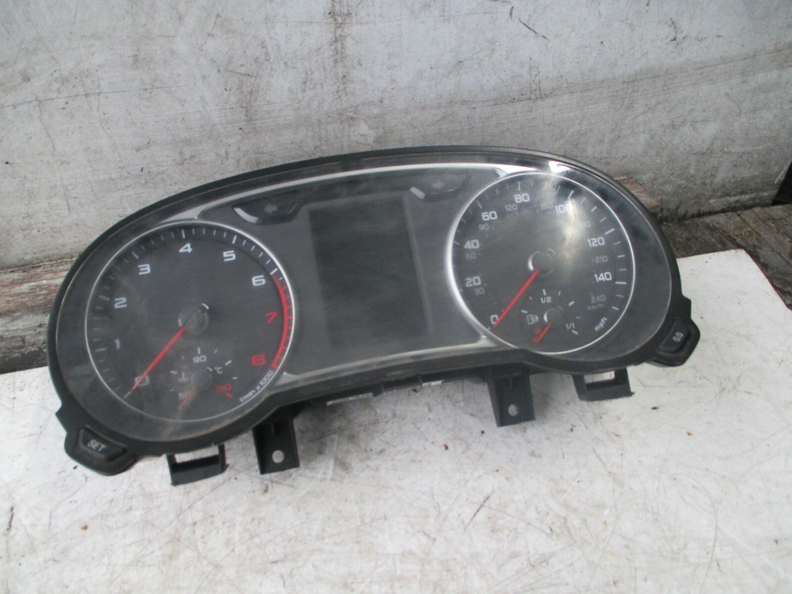 AUDI A1 8X 2015 1.4 PETROL TFSI SPEEDOMETER INSTRUMENT CLUSTER 8X0920980F