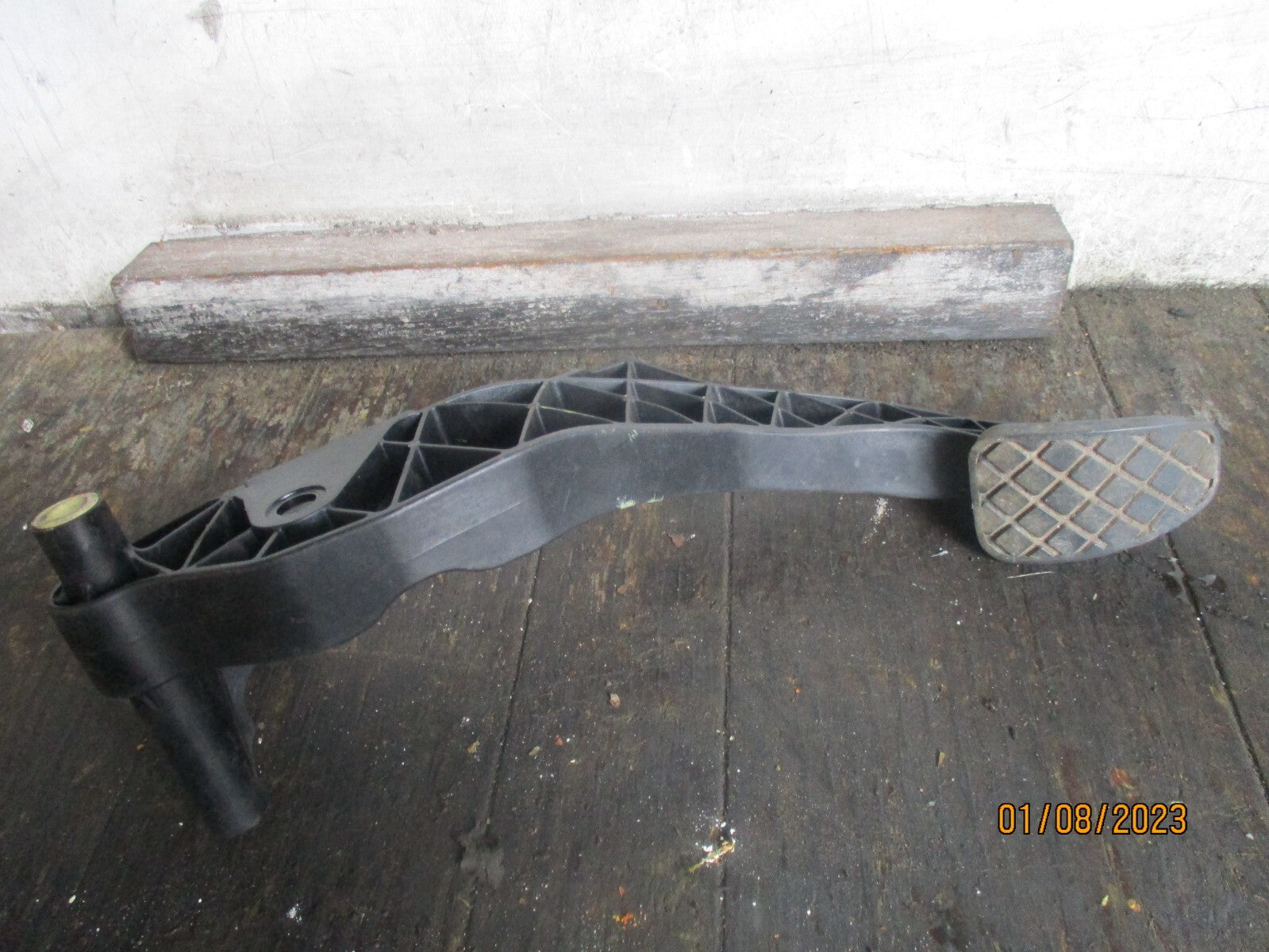 AUDI A6 C7 2017 ACCELERATOR THROTTLE PEDAL 8K1723523A