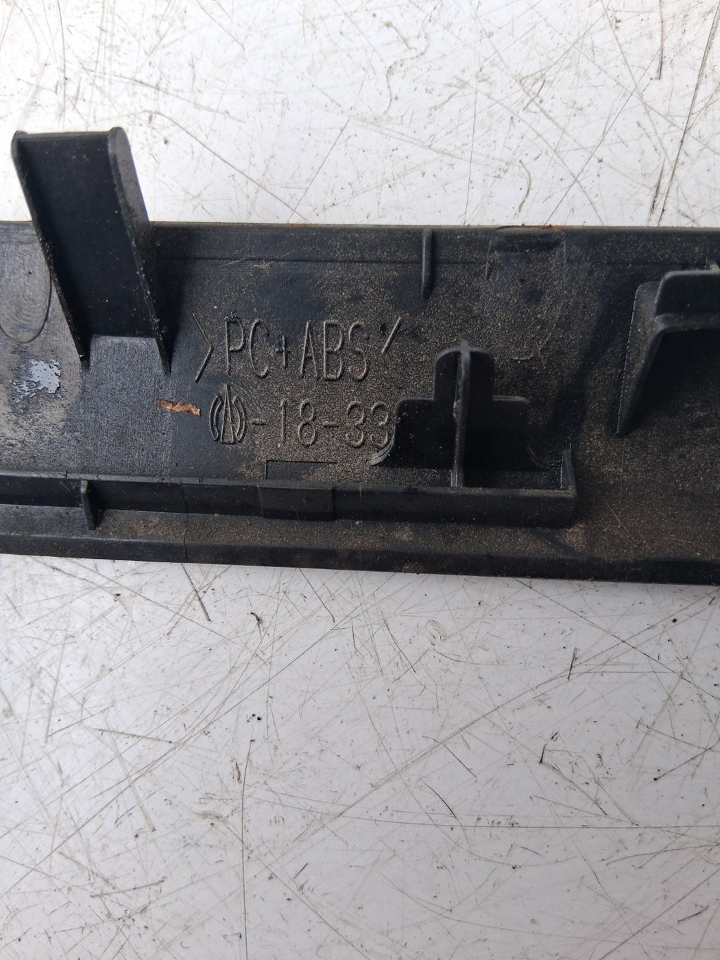 TOYOTA ESTIMA MK3 2013 DASH HAZARD SWITCH PANEL / CENTRE CONSOLE TRIM 5542028330