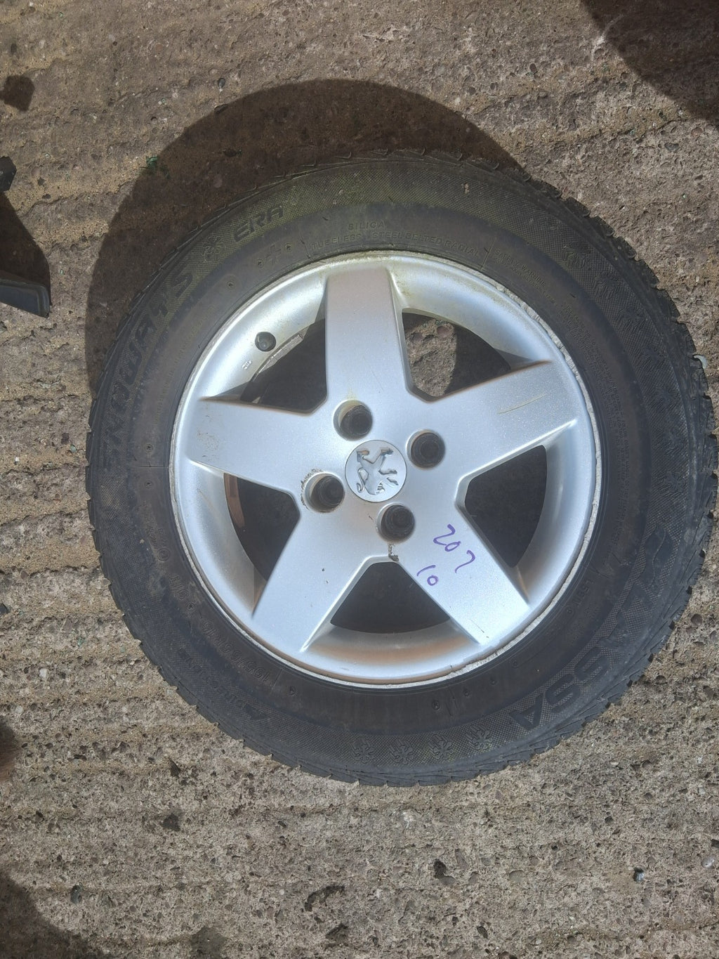 2010 PEUGEOT 207 15 INCH ALLOY WHEEL WITH TYRE 195/65R15