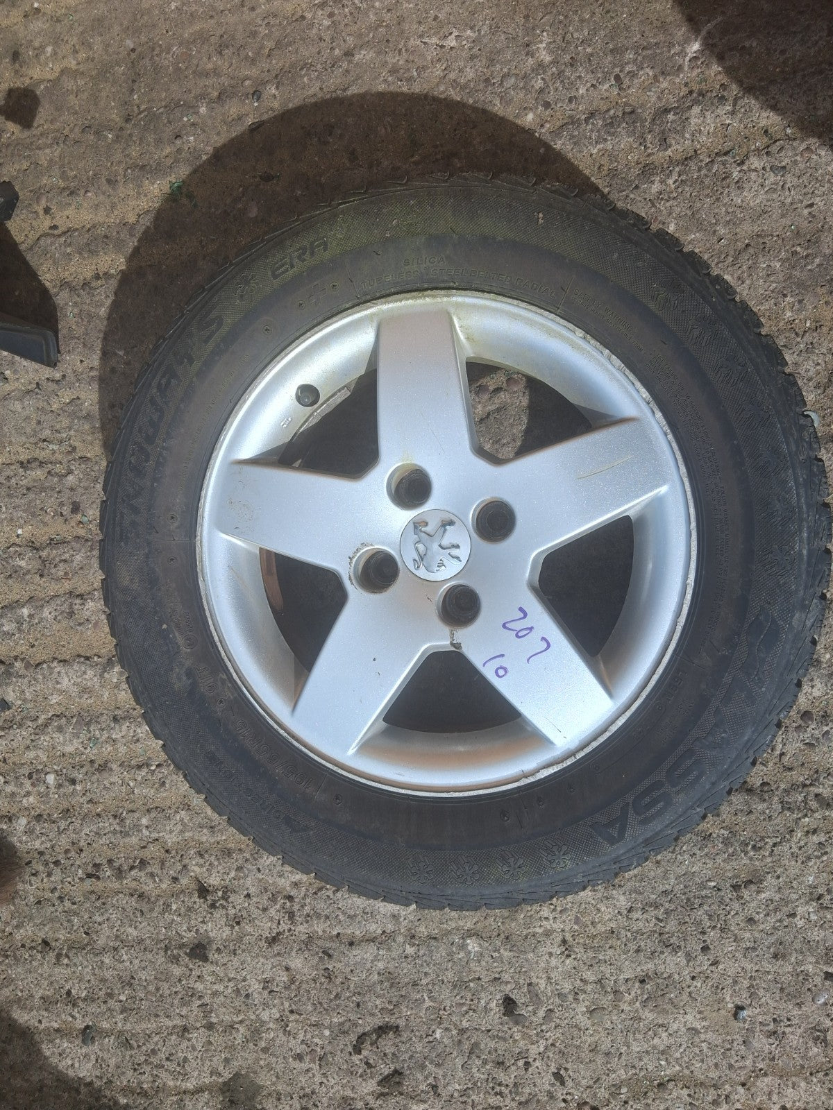 2010 PEUGEOT 207 15 INCH ALLOY WHEEL WITH TYRE 195/65R15