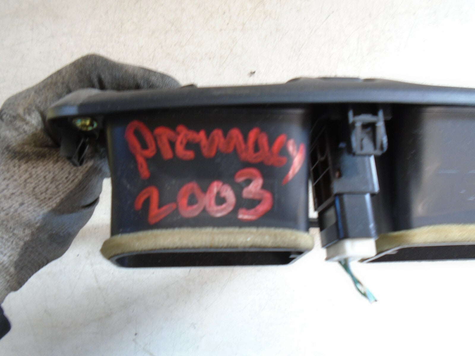 MAZDA PREMACY 2003 MK1 CENTRE CONSOLE SURROUND TRIM