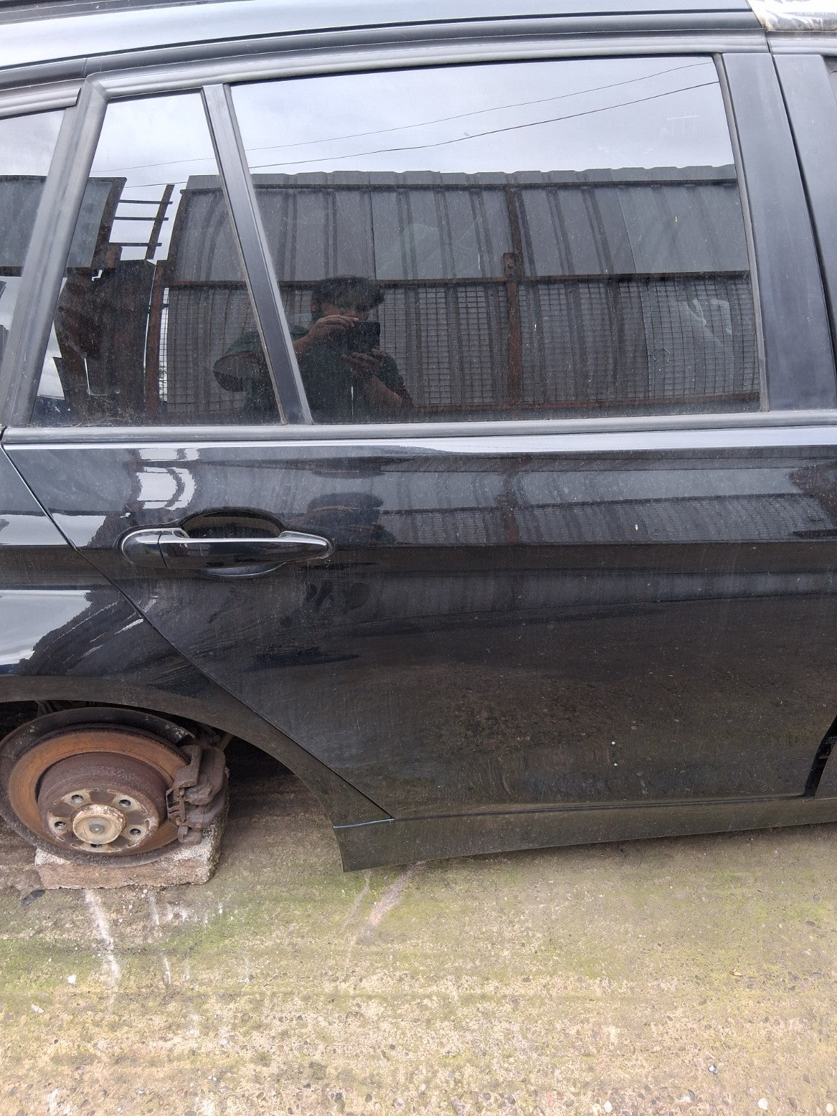 2015 BMW 3 SERIES F30 ESTATE OSR DRIVER SIDE REAR RIGHT BARE DOOR JET BLACK 668