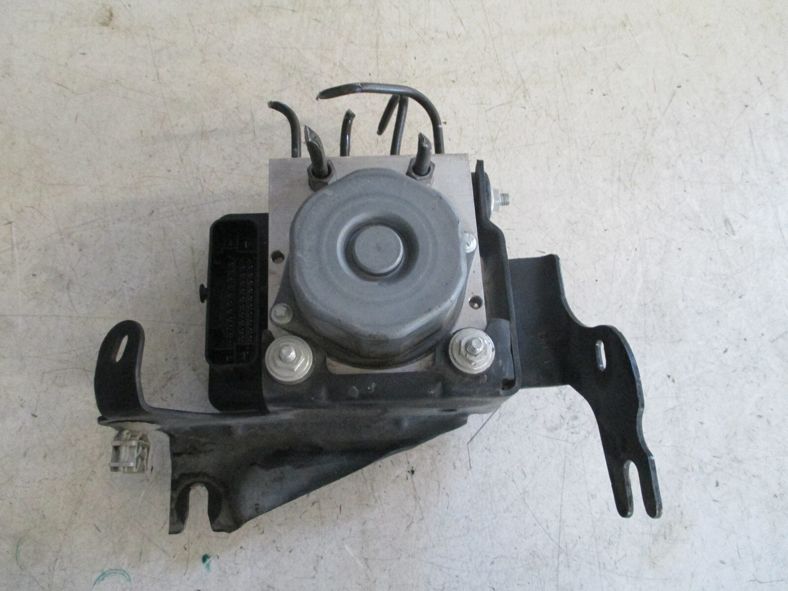 RENAULT CLIO MK4 2018 0.9 PETROL ABS PUMP & MODULATOR 476601842R