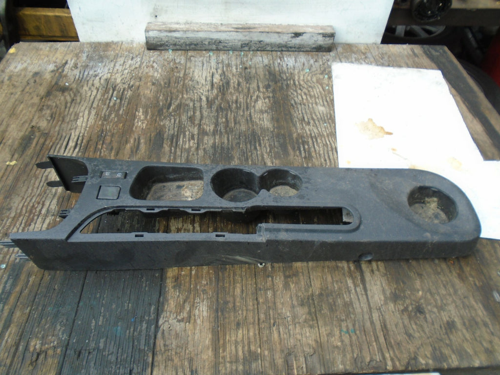 RENAULT CLIO MK4 CENTRE CONSOLE AND HANDBRAKE SURROUND TRIM 969109320
