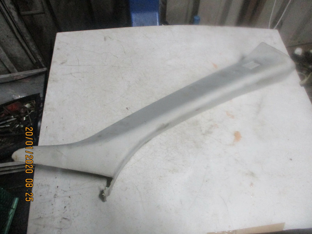 LAND ROVER DISCOVERY L550 2015OS DRIVER INTERIOR DOOR PILLAR TRIM FK7203510AE8LB