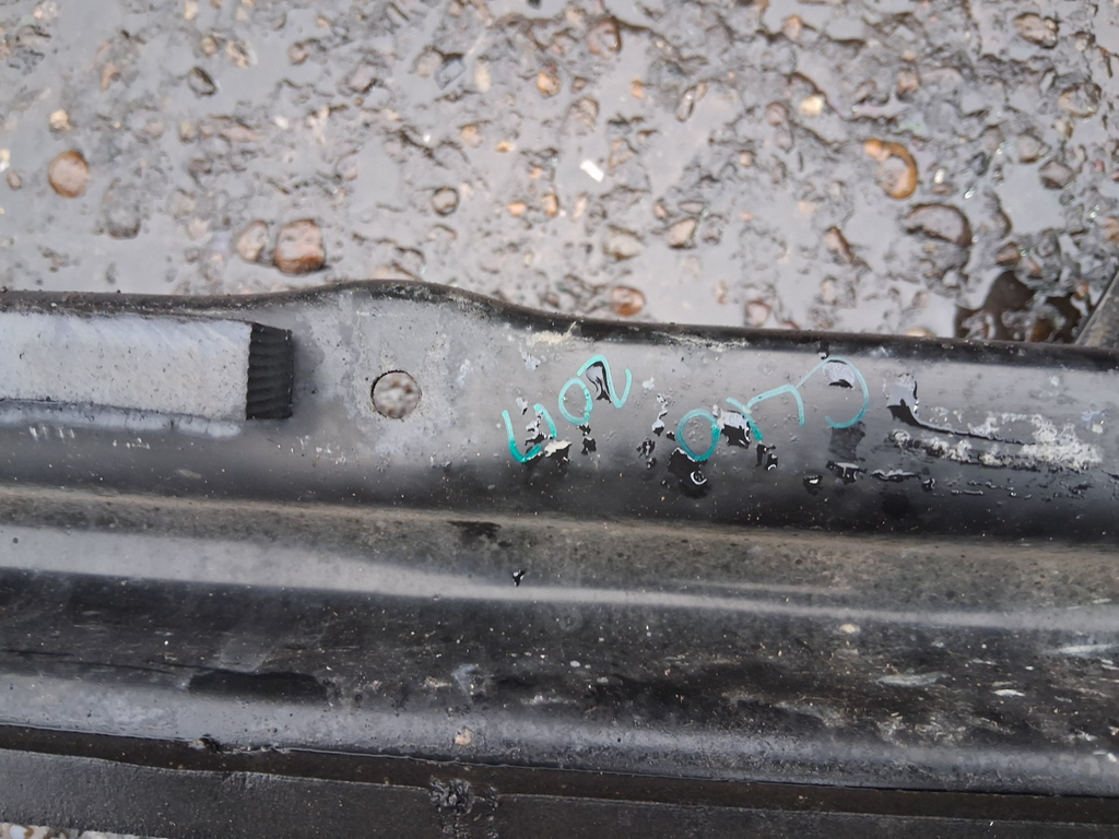 2017 RENAULT CLIO MK4 REAR BUMPER REINFORCEMENT CRASH BAR