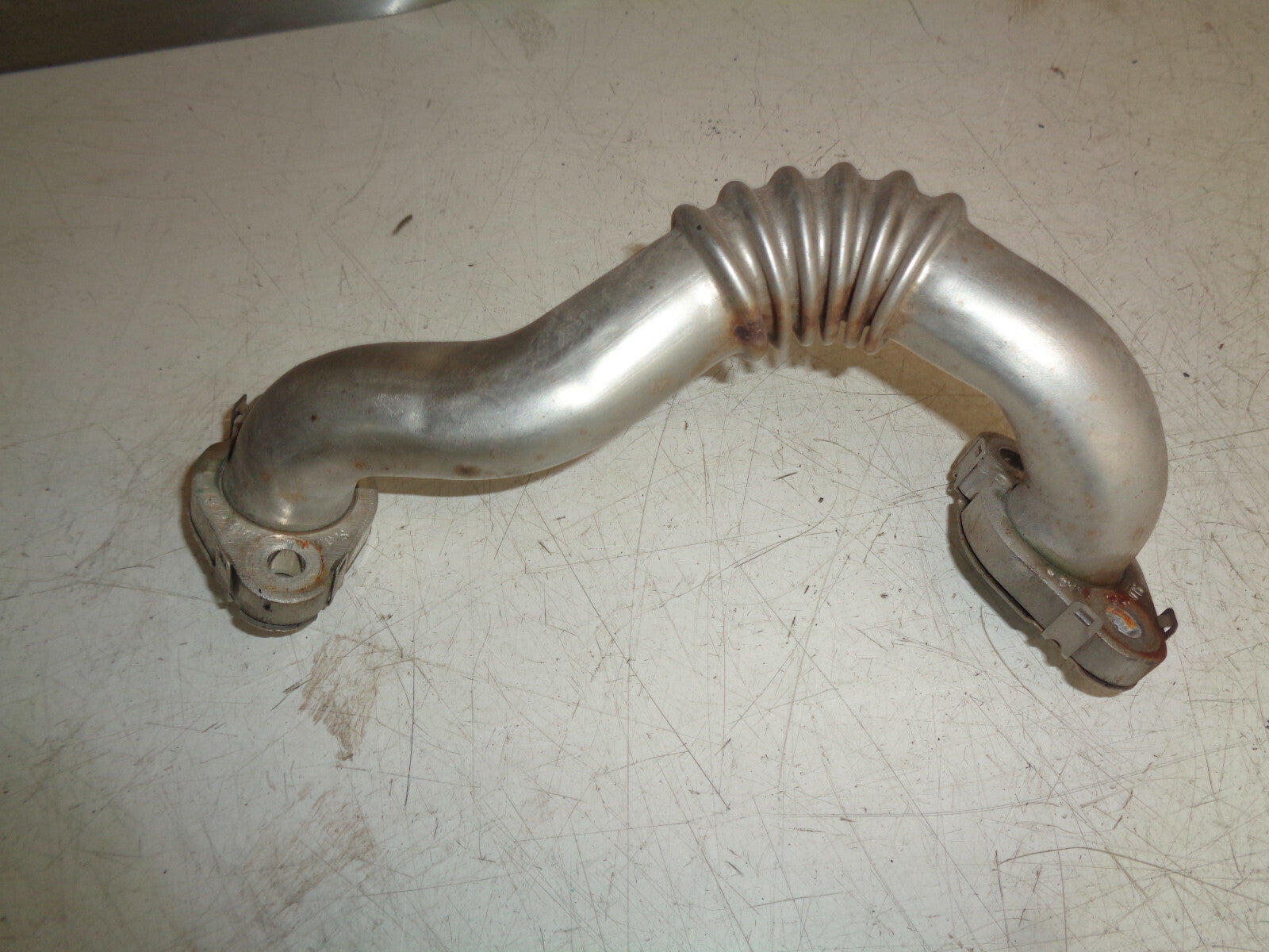 VW VOLKSWAGEN GOLF PLUS 1.6 TDI EGR COOLER PIPE HOSE 03L131521