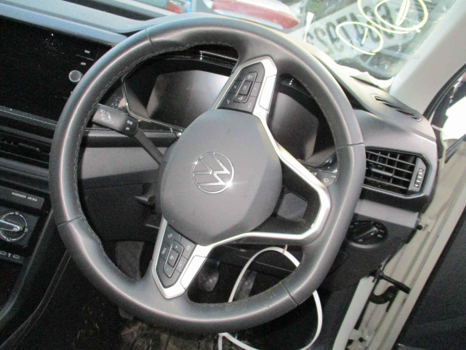 2023 VW VOLKSWAGEN T CROSS 3 SPOKE MULTIFUNCTION LEATHER STEERING WHEEL