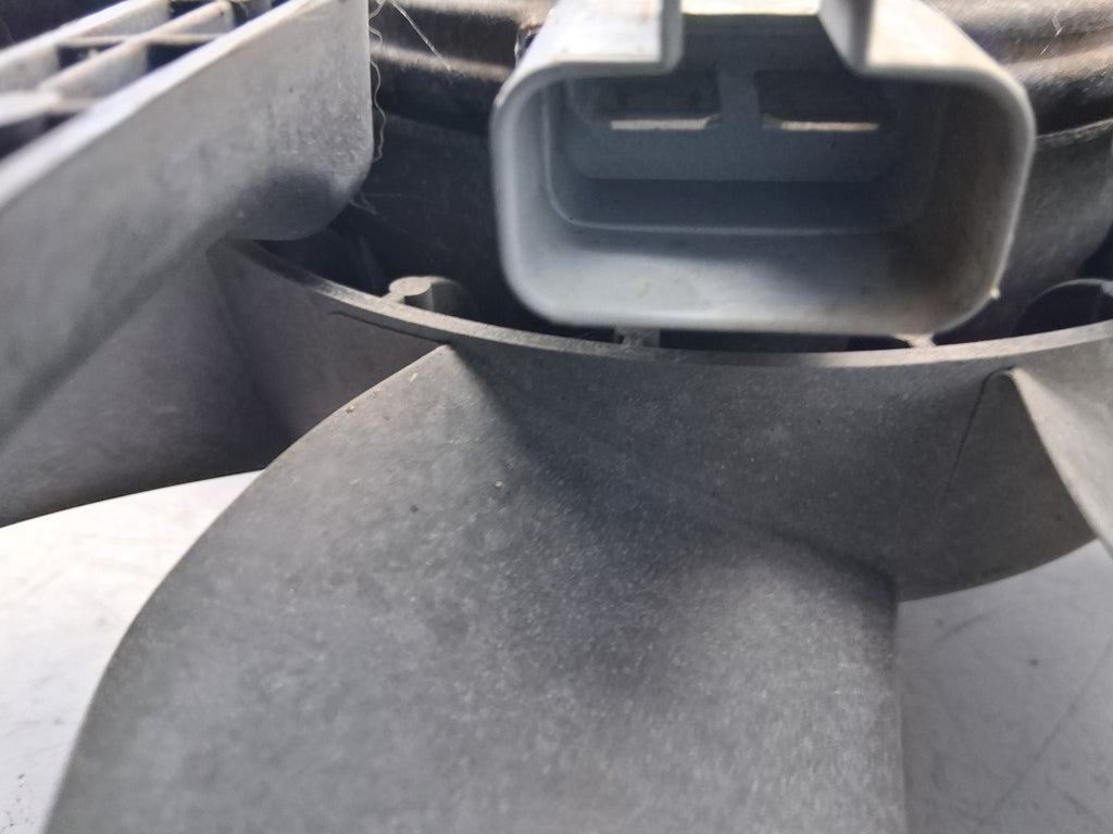 VAUXHALL CORSA C 2005 RADIATOR FAN ONLY 560961104