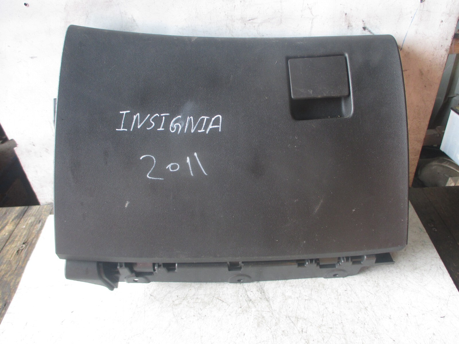 VAUXHALL INSIGNIA 2011 GLOVEBOX GLOVE BOX 13273294