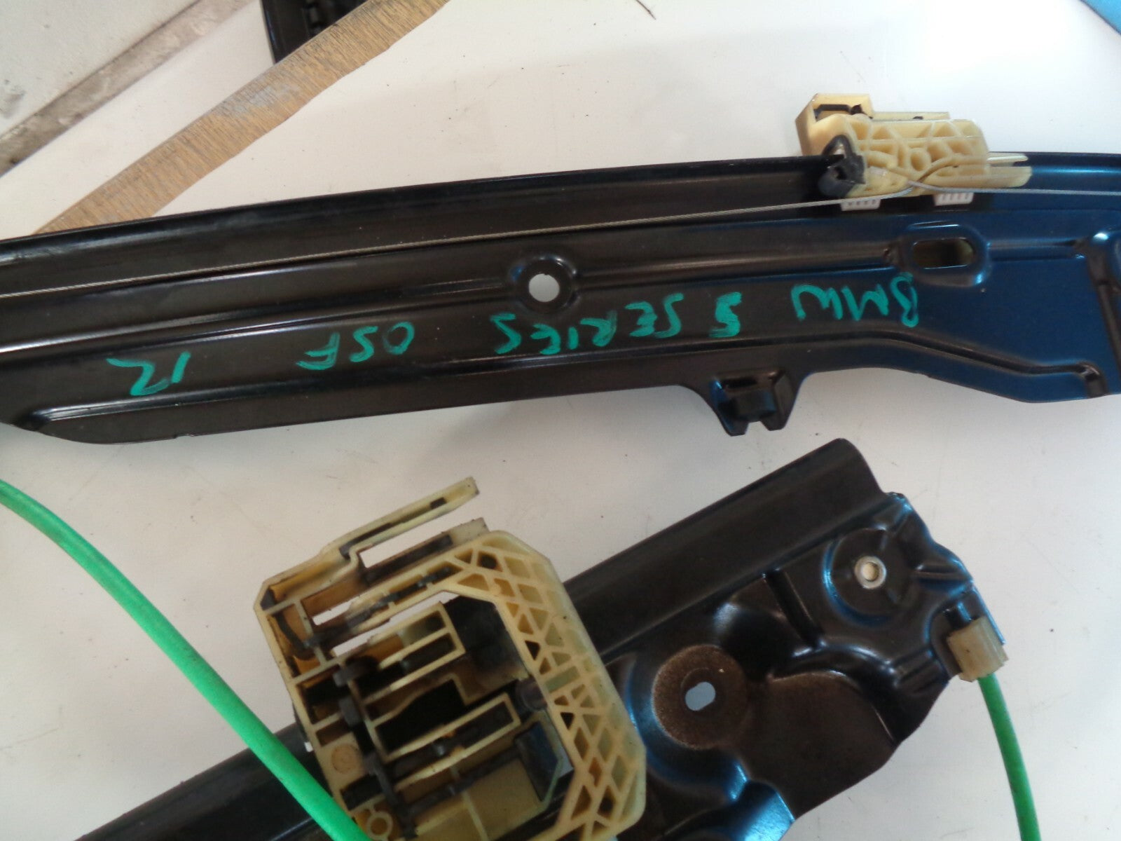BMW 5 SERIES 2012 F10 OSF DRIVER SIDE RIGHT FRONT WINDOW REGULATOR & MOTOR