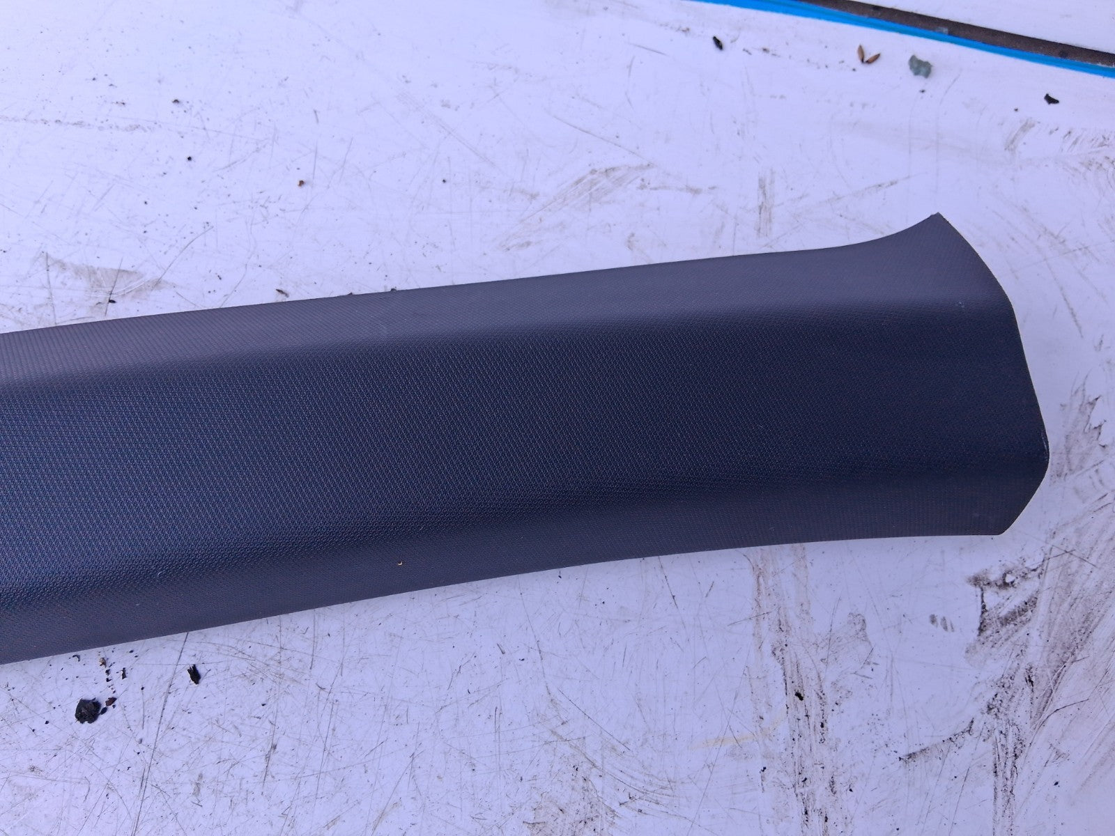2024 AUDI A1 S LINE MK2 GB A PILLAR FRONT OSF DRIVE SIDE RIGHT TRIM 82A867234