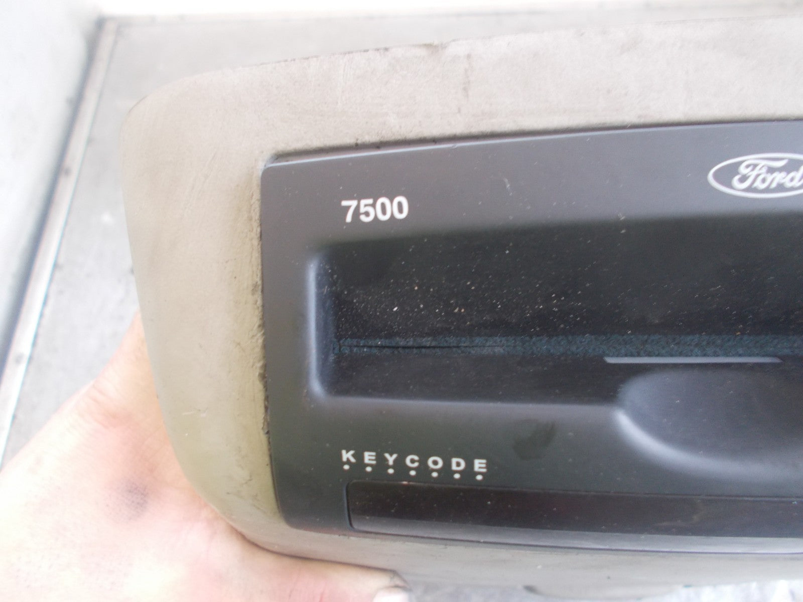 FORD FUSION JU (MK1) 2004-2012 REAR ROOF 7500 DVD PLAYER SCREEN 3N1110E947AD