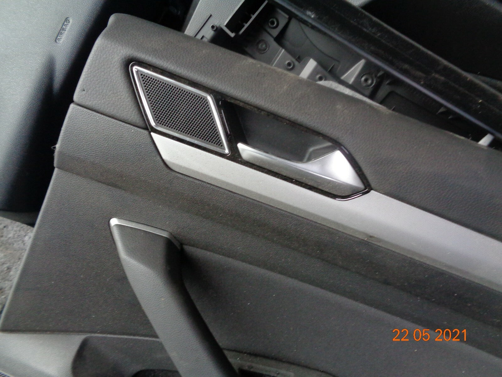 VOLKSWAGEN PASSAT 2018 OSR DRIVER SIDE REAR PLASTIC DOOR CARD PANEL LEATHER