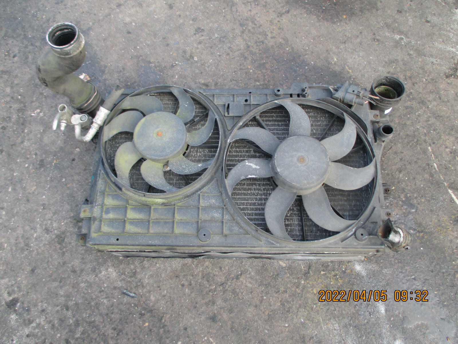 VW VOLKSWAGEN SEAT AUDI GOLF JETTA PASSAT RADIATOR RAD PACK 1K0820411H RP 38