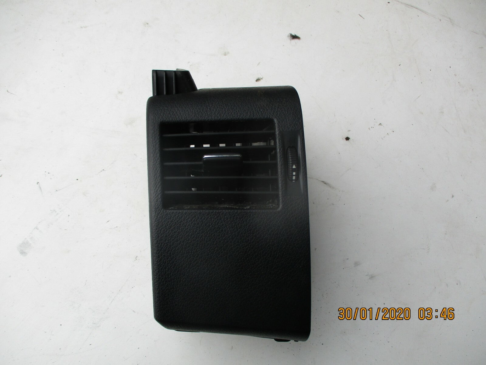 MERCEDES SPRINTER W906 2013 NS PASSENGER SIDE AIR VENT DASH TRIM A9068300654