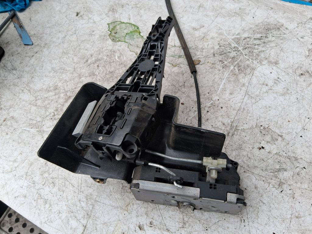 2016 VAUXHALL CORSA E OSF DRIVER SIDE FRONT DOOR LOCK MECHANISM 13431836