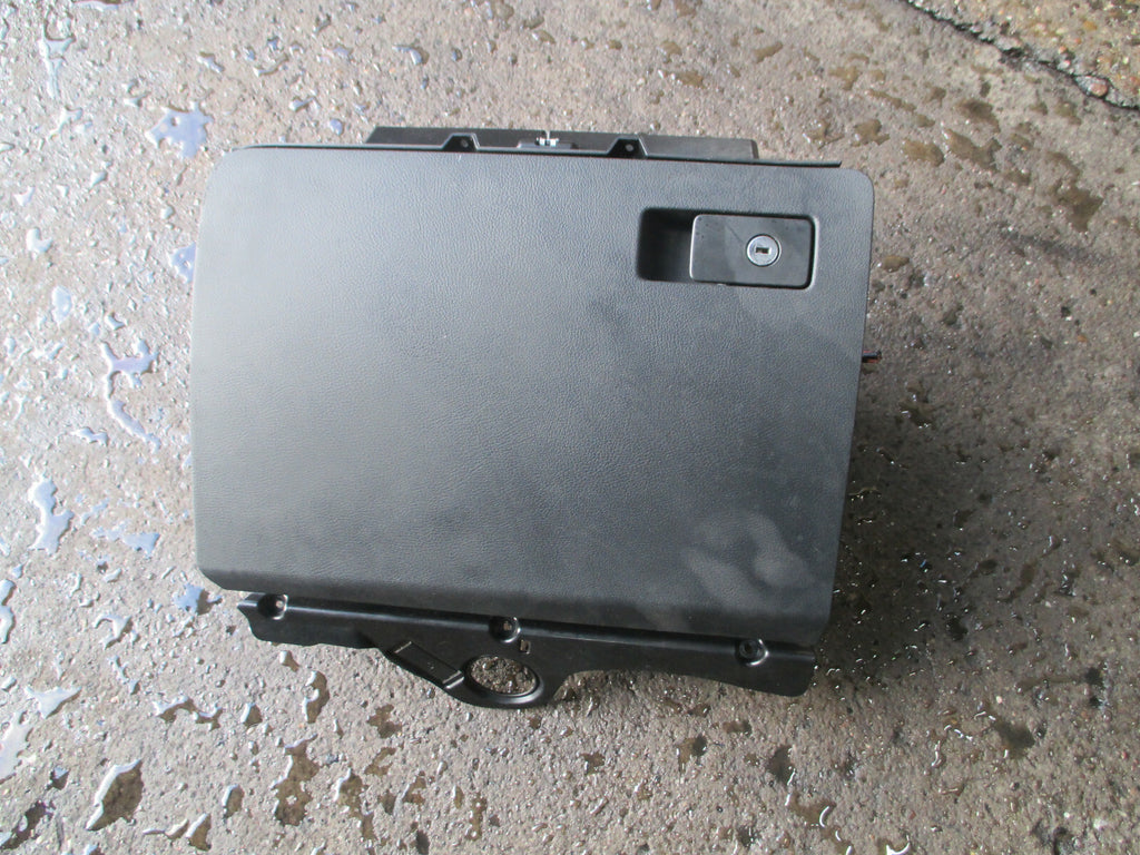 VW VOLKSWAGEN PASSAT 2014 B7 GLOVE BOX STORAGE COMPARTMENT 3AC857097K