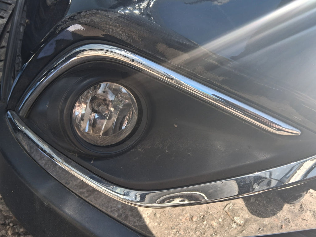 2018 MITSUBISHI OUTLANDER MK3 OSF DRIVER SIDE FRONT FOG LIGHT